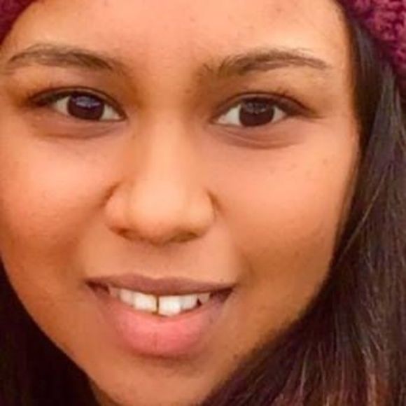 Meet your Posher, Menik - Picture 1 of 1